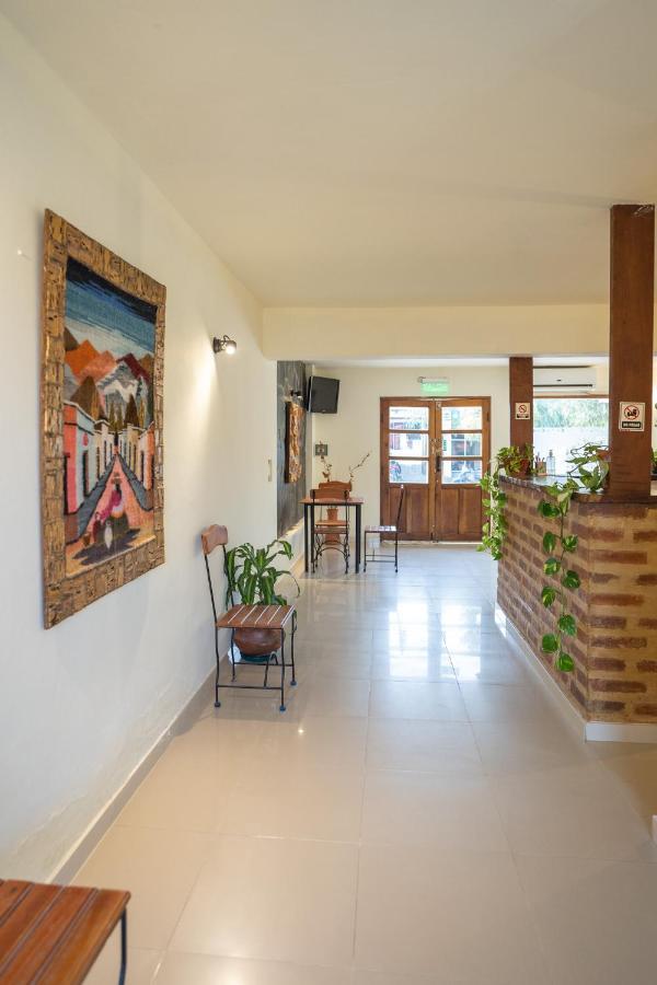 Aires De Cafayate Hostel Exterior photo